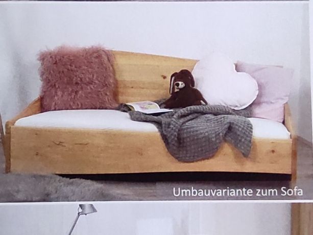 Babybett /Kinderbett sowie Sofa+ Schreibtisch