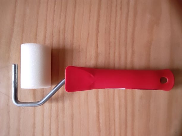 kurze Lackierwalze 5cm mit Griff